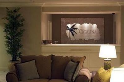 фото отеля Catalina Apartments Bellevue (Washington)