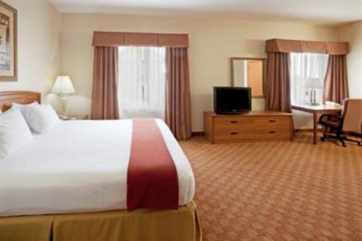 фото отеля Holiday Inn Express Hotel & Suites Brownsville (Texas)