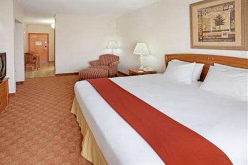 фото отеля Holiday Inn Express Hotel & Suites Brownsville (Texas)