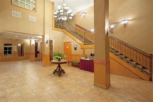 фото отеля Holiday Inn Express Hotel & Suites Brownsville (Texas)