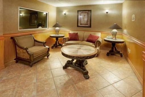 фото отеля Holiday Inn Express Hotel & Suites Brownsville (Texas)