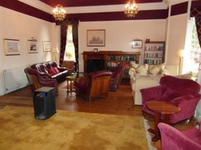 фото отеля Creag Mhor Lodge Fort William