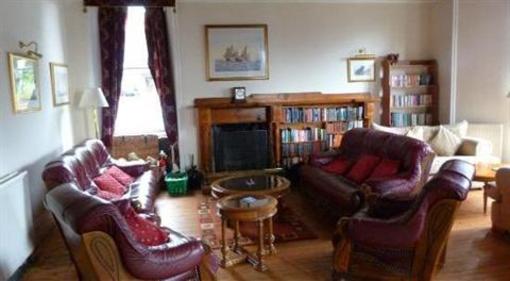 фото отеля Creag Mhor Lodge Fort William