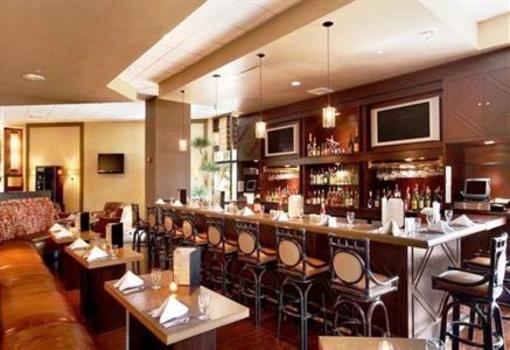 фото отеля DoubleTree by Hilton & Miami Airport Convention Center