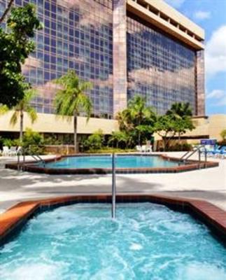 фото отеля DoubleTree by Hilton & Miami Airport Convention Center