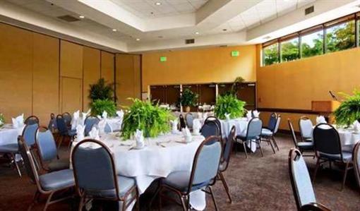 фото отеля DoubleTree by Hilton & Miami Airport Convention Center