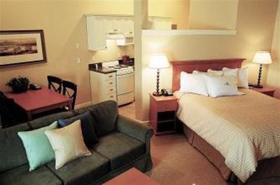 фото отеля Rivertide Suites