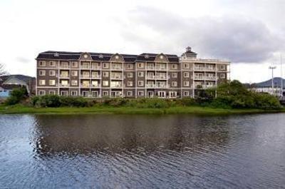 фото отеля Rivertide Suites