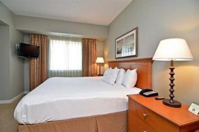 фото отеля Rivertide Suites