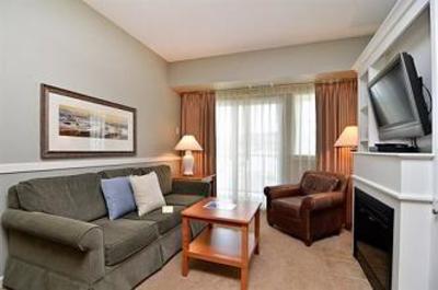 фото отеля Rivertide Suites
