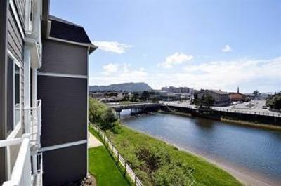 фото отеля Rivertide Suites