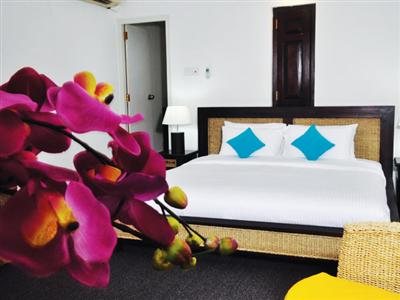 фото отеля St. Lachlan Hotel and Suites