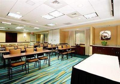 фото отеля SpringHill Suites Grand Rapids North