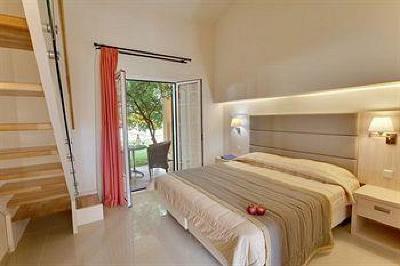 фото отеля Aquis Capo Di Corfu