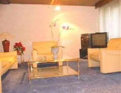 фото отеля Hotel Club La Chaux-de-Fonds