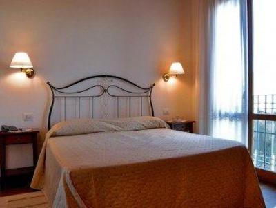 фото отеля Borgo Delle Vigne Hotel Zola Predosa