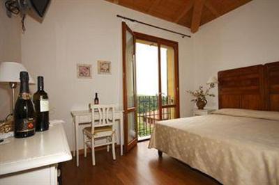 фото отеля Borgo Delle Vigne Hotel Zola Predosa