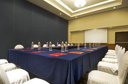 фото отеля Fiesta Inn Tijuana Otay