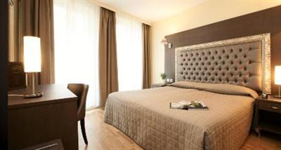 фото отеля Hotel Lebron