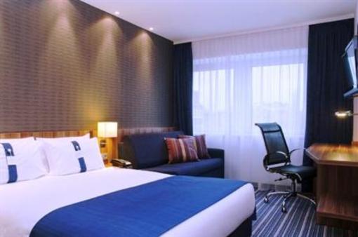 фото отеля Holiday Inn Express Hamburg City Centre