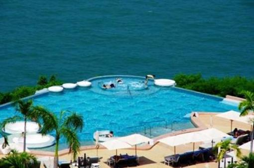 фото отеля Royal Cliff Beach Hotel