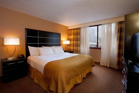 фото отеля Embassy Suites Hotel Chicago Downtown