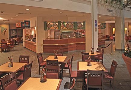 фото отеля Embassy Suites Hotel Chicago Downtown