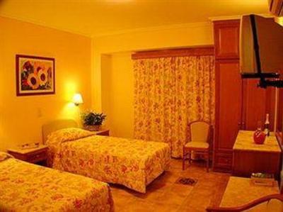 фото отеля Andreolas Luxury Suites