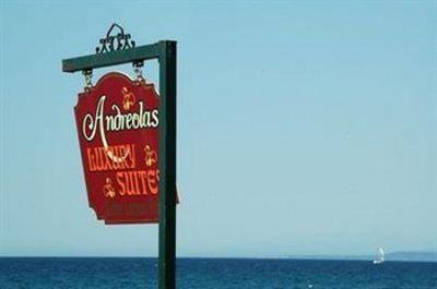 фото отеля Andreolas Luxury Suites
