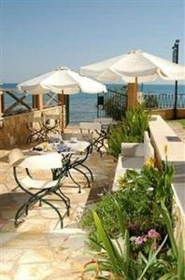 фото отеля Andreolas Luxury Suites