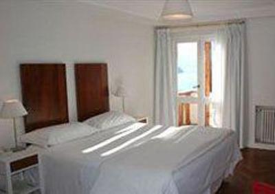 фото отеля Tunquelen Hotel San Carlos de Bariloche