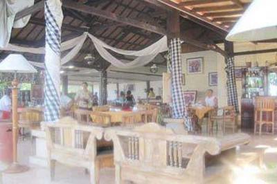 фото отеля Puri Saron Senggigi Beach Hotel