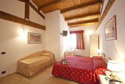 фото отеля Hotel La Tortiola Vigarano Mainarda