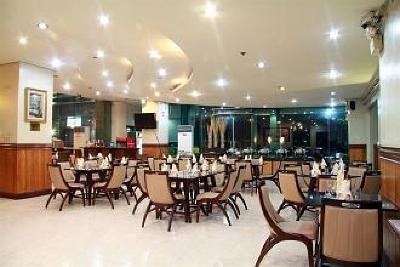фото отеля Sarrosa International Hotel and Residential Suites