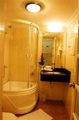 фото отеля Santa Hotel
