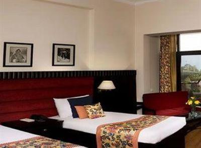 фото отеля Hotel Broadway New Delhi