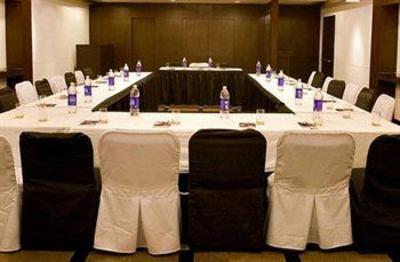 фото отеля Hotel Broadway New Delhi