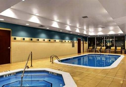 фото отеля Courtyard by Marriott Chapel Hill