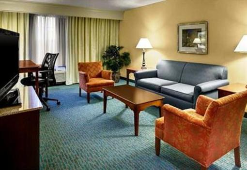 фото отеля Courtyard by Marriott Chapel Hill