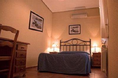 фото отеля Hostal El Pilar Madrid
