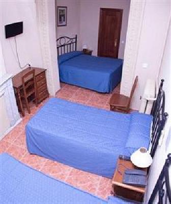фото отеля Hostal El Pilar Madrid