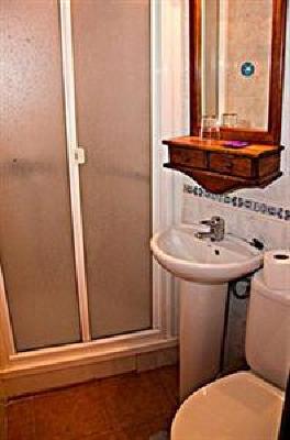 фото отеля Hostal El Pilar Madrid