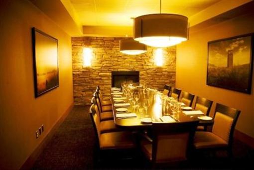 фото отеля Sawridge Inn - Edmonton South