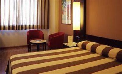 фото отеля Hotel Catalonia Sabadell