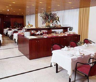 фото отеля Hotel Catalonia Sabadell