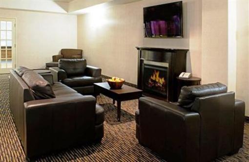 фото отеля Holiday Inn Express Hotel & Suites Prince Albert