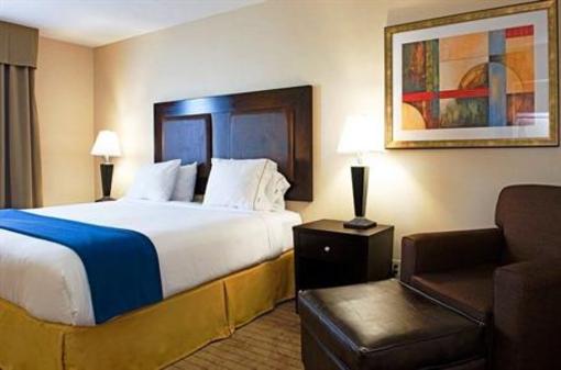 фото отеля Holiday Inn Express Hotel & Suites Prince Albert