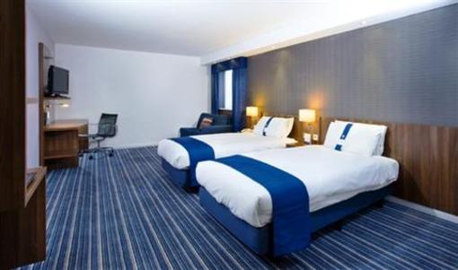 фото отеля Holiday Inn Express Gatwick-Crawley