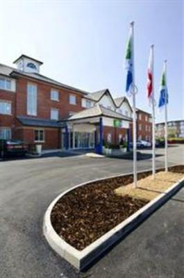 фото отеля Holiday Inn Express Gatwick-Crawley