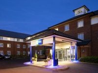 Holiday Inn Express Gatwick-Crawley